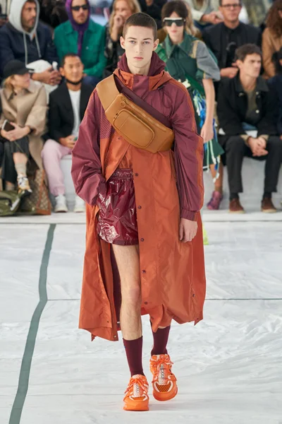 Look 47